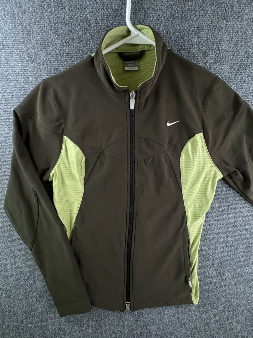 Nike Girls Green Jacket Small 4-6 Stretch Full Zip W/ Pockets, Logo Youth Kids